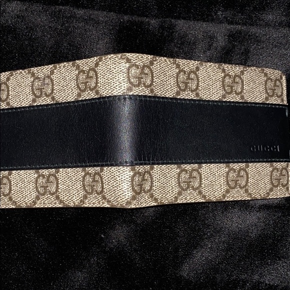Gucci wallet GREAT CONDITION BRAND NEW - Picture 5 of 5